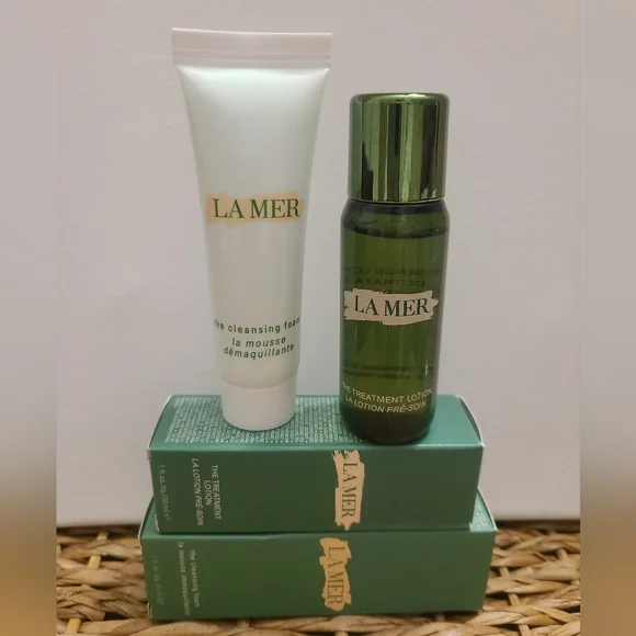 LA MER |Duo| Treatment Lotion & Cleansing Foam 1oz each - Picture 4 of 5